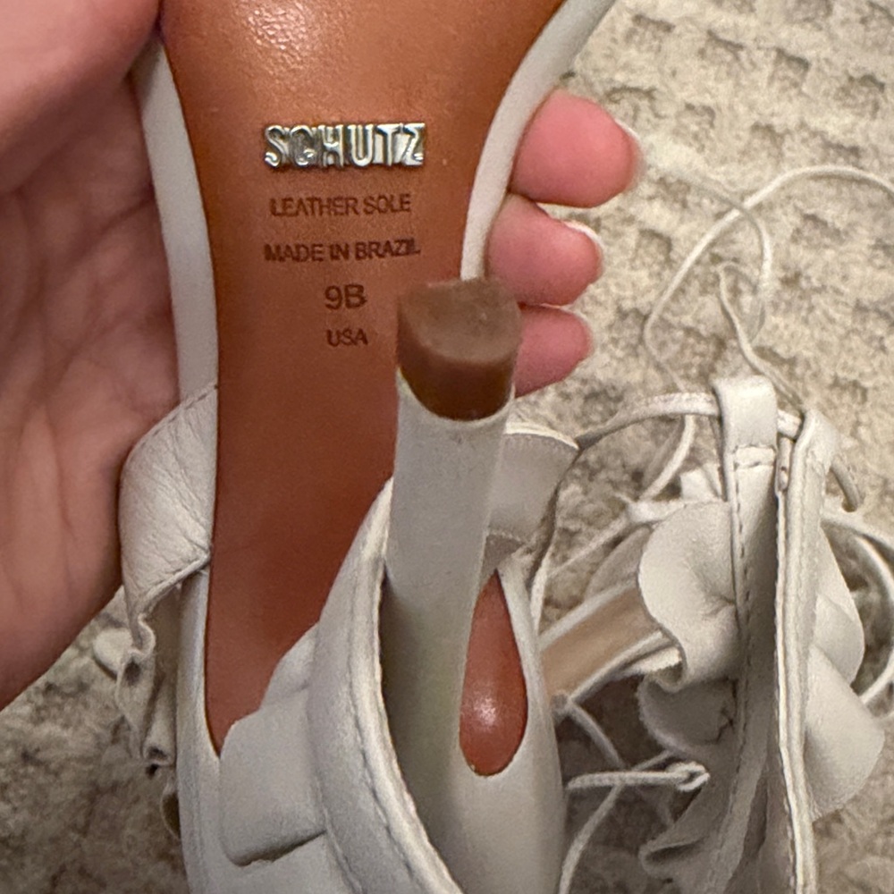 SCHUTZ Irem Ruffle Leather Ankle Strap Kitten heel 9 - Picture 11 of 11